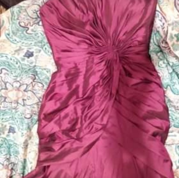 Three dresses - Picture 11 of 15